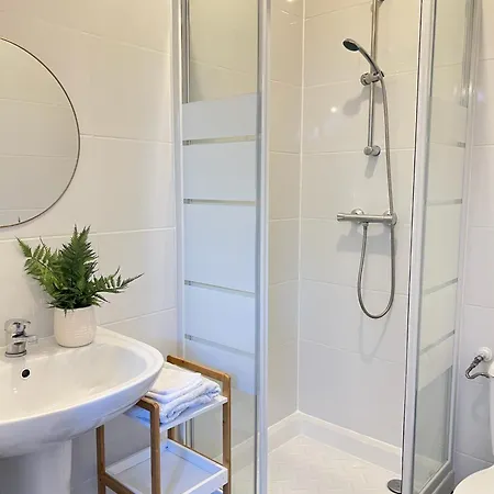 B6 - Centre-ville - Proche Disneyland Apartment